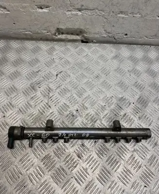 Volvo XC60 Fuel main line pipe 30777759 0281002990