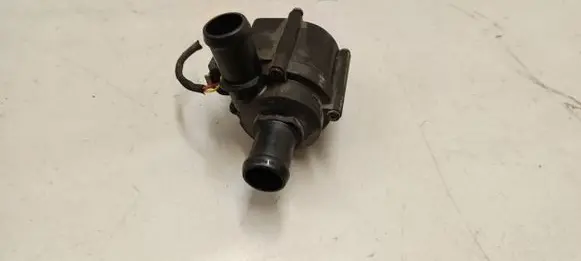 Audi Q8 Electric auxiliary coolant/water pump 06h121601p