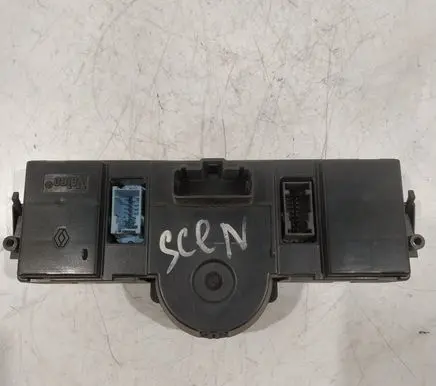 Renault Scenic II - Grand scenic II Climate control unit 8200265572
