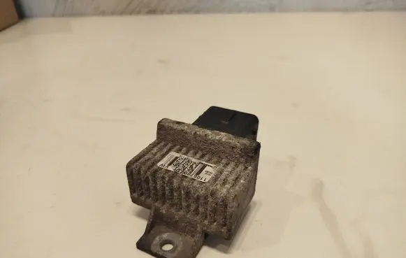 Renault Kangoo II Glow plug pre-heat relay 110678071R 3236 PDR812