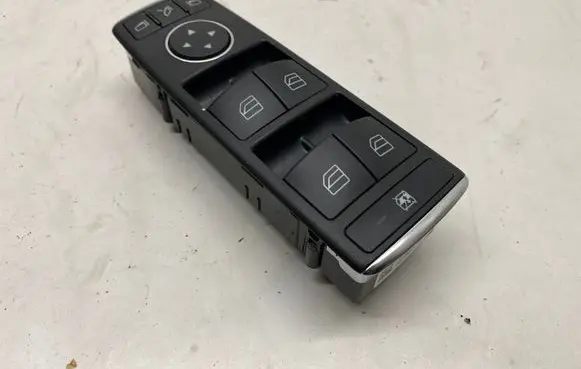 Mercedes-Benz C W204 Electric window control switch A2049055402
