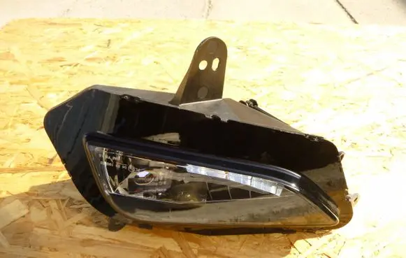Opel Mokka X Front fog light 1004003