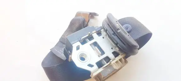 Opel Astra G Rear seatbelt 90560641