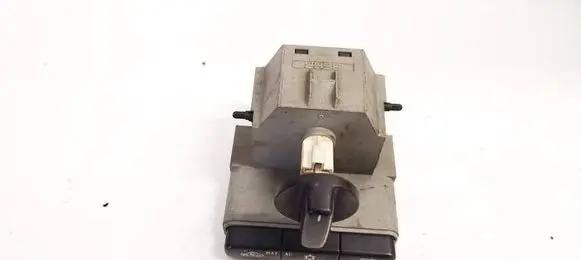 Opel Zafira A Light switch 90559839
