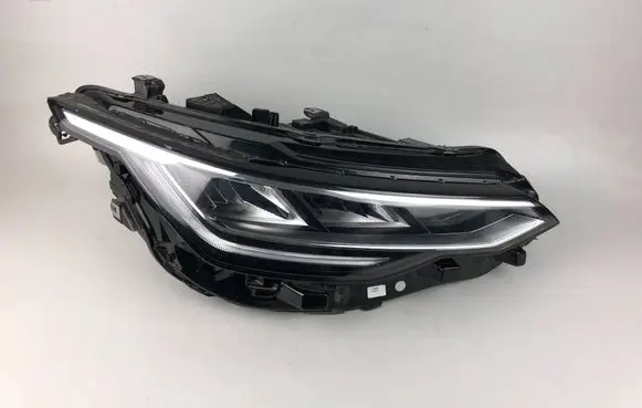 Volkswagen Golf VIII Headlight/headlamp 5H2941006A