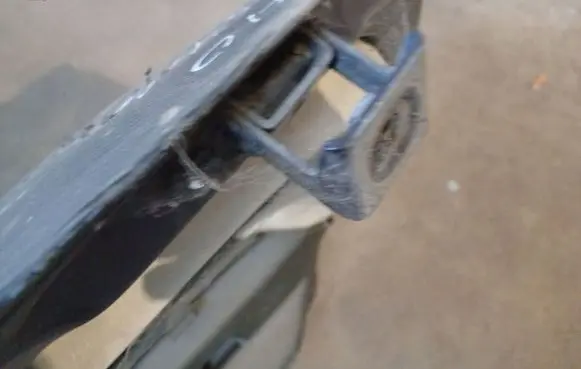 Fiat Stilo Tailgate/trunk/boot hinge
