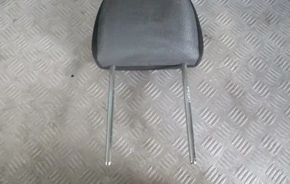 Fiat Grande Punto Front seat headrest 