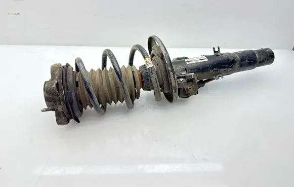 BMW 3 G20 G21 Front shock absorber with coil spring 6898314