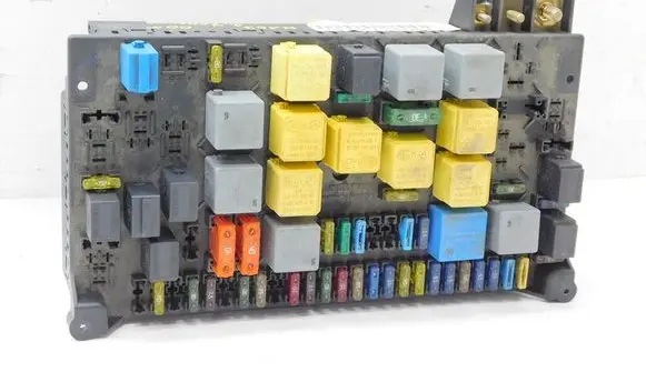Mercedes-Benz ML W163 Fuse 1635450205 195213