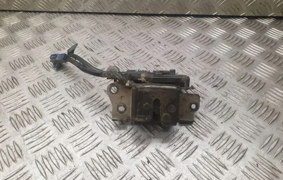 Toyota Prius (NHW20) Tailgate/trunk/boot lock/catch/latch