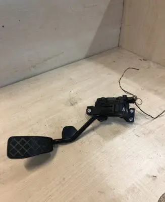 Audi A4 S4 B6 8E 8H Accelerator throttle pedal 8E2721523C
