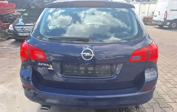 Opel Astra J Tailgate/trunk/boot lid ASTA4KLPATOURER