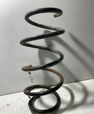 Toyota Auris 150 Rear coil spring