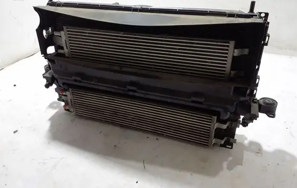 Volvo XC40 Radiator set 