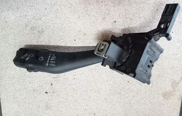 Skoda Superb B6 (3T) Wiper control stalk 1K0953519L