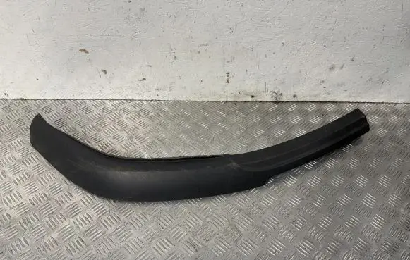 Toyota Avensis T250 Front bumper lip 7685205020