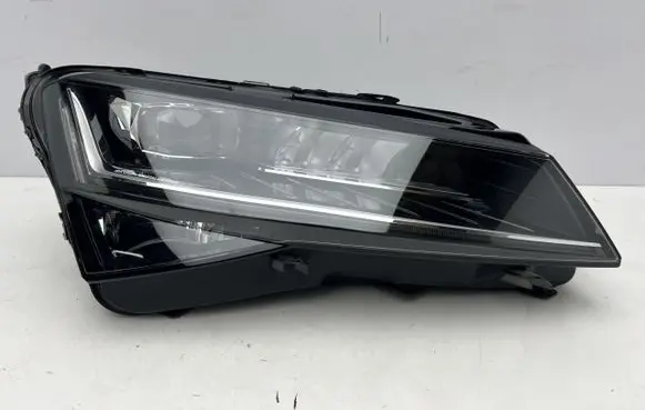 Skoda Superb B8 (3V) Headlight/headlamp 3V1941016D