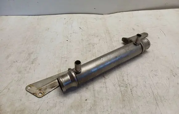 Peugeot 607 EGR valve cooler 9637969480 8679485
