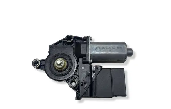 Volkswagen Golf Plus Rear door window regulator motor 1K0959703F 5M0839401B 960296200