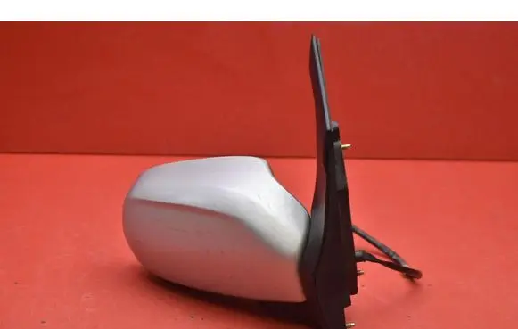 Mazda MPV II LW Front door electric wing mirror 