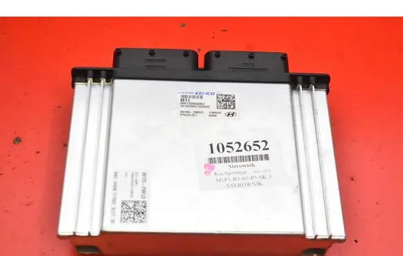 KIA Sportage Engine control unit/module ECU 391992M021