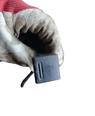 Passenger airbag on/off switch