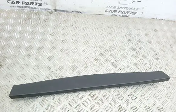 Toyota Avensis T270 Other trunk/boot trim element 6479005040