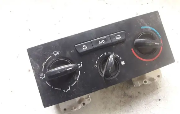 Citroen C4 I Climate control unit B9642