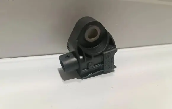 Mercedes-Benz E W213 Airbag deployment crash/impact sensor A2139051300