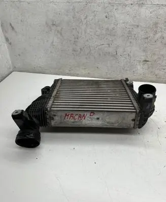 Porsche Macan (95B) Intercooler radiator T95B102