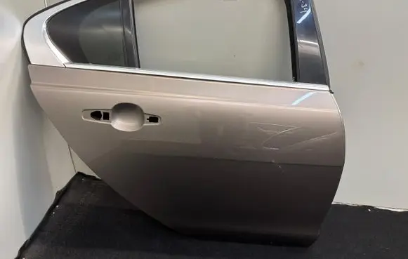 Jaguar XE Rear door
