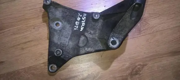 Opel Astra G Engine mounting bracket 9202460
