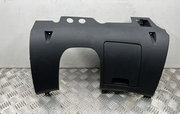 Skoda Octavia Mk2 (1Z) Dashboard lower bottom trim panel 1Z1857920D 030478 1Z1857923