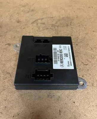 Mercedes-Benz E W212 Comfort/convenience module 2115452132