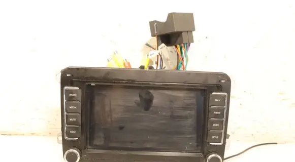 Skoda Fabia Mk2 (5J) Radio/GPS head unit trim 