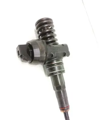 Audi A3 S3 8P Fuel injector 038130073BN 0414720313