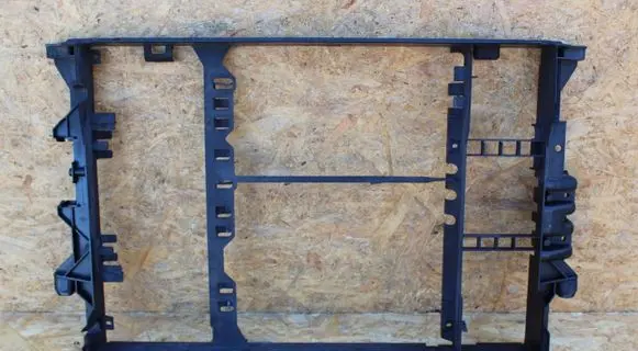 BMW 7 E38 Radiator support slam panel 1737857