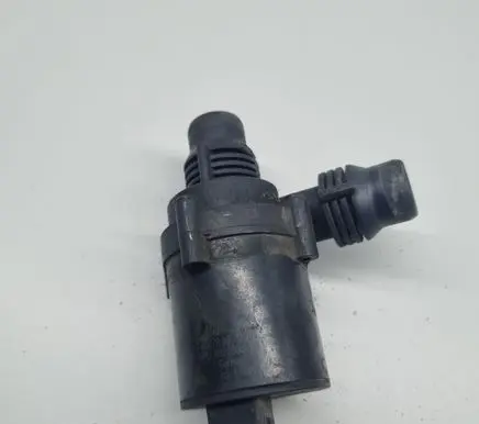 BMW 7 E65 E66 Electric auxiliary coolant/water pump 6411692269901 692269901