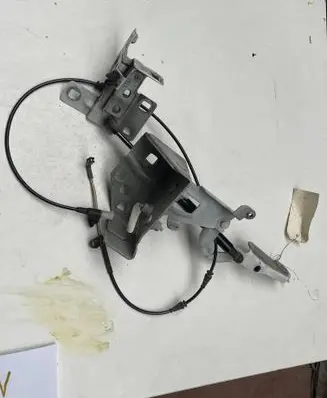 Renault Scenic III - Grand scenic III Rear glass lock/latch Q937 654706643R