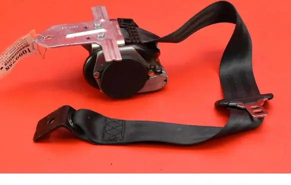 Renault Latitude (L70) Front seatbelt 6158794AAB