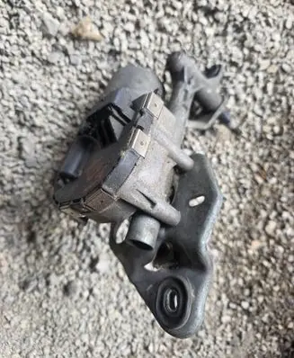 Peugeot 406 Wiper motor 0390241722
