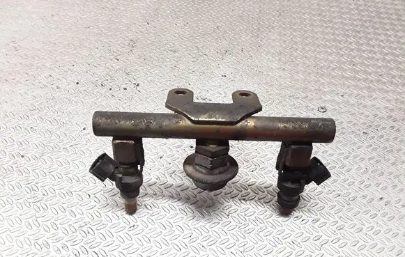 Subaru Legacy Fuel injectors set fbycg50