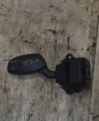 BMW 5 E60 E61 Indicator stalk 6924103 01106720 960836