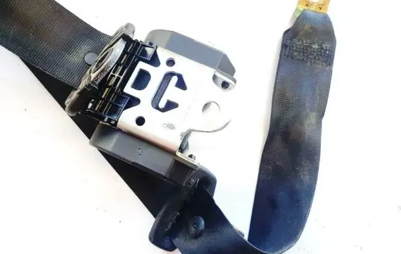 Audi A4 S4 B5 8D Rear seatbelt 8e5857807s 604719000