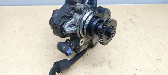 Mercedes-Benz S W221 Fuel injection high pressure pump A6420700501