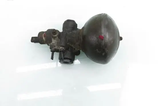 Citroen C5 Air suspension valve block 