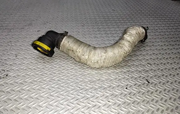 Volvo V50 Breather/breather pipe/hose 