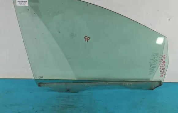 Seat Alhambra (Mk2) Front door window glass four-door IMPRK1392877