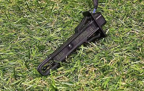 Tesla Model 3 Interior temperature sensor H081380224
