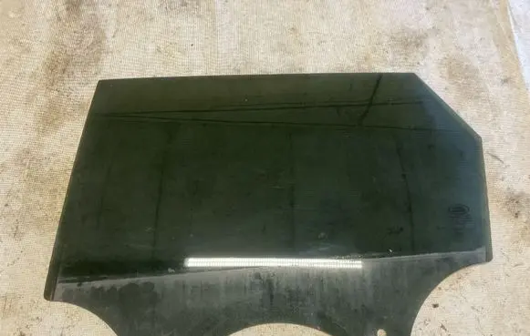 Land Rover Range Rover Velar Rear door window glass 